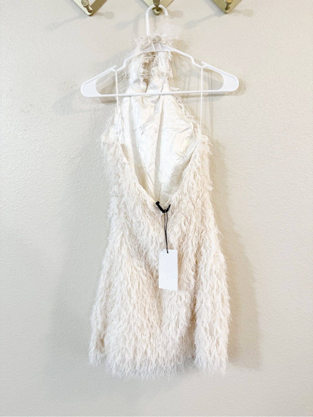 Zara Halter Feather Textured Shag Fringe White Ivory Mini Dress Size Medium - Picture 13 of 14
